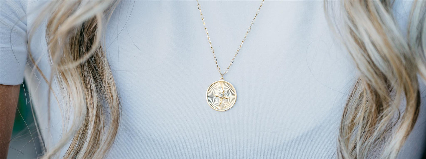 14K Yellow Gold Paperclip Chain Medallion Necklace