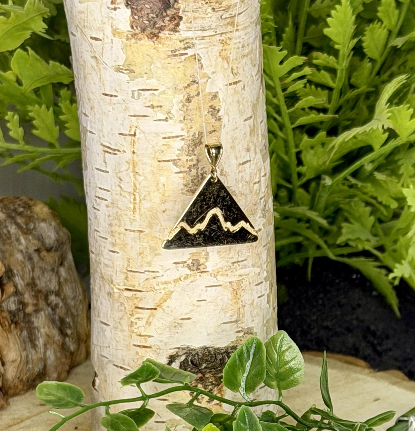 14k Yellow Gold etched pendant