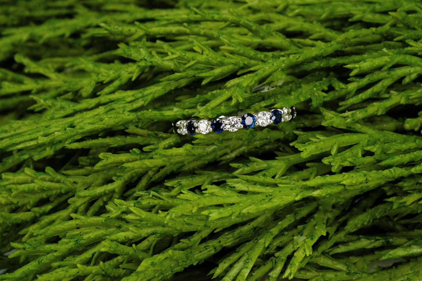14K White Gold Diamond and Blue Sapphire Ring