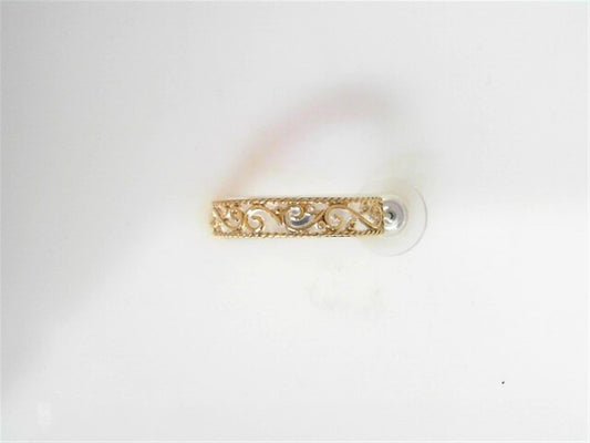 Precious Metal (No Stones) Earring
