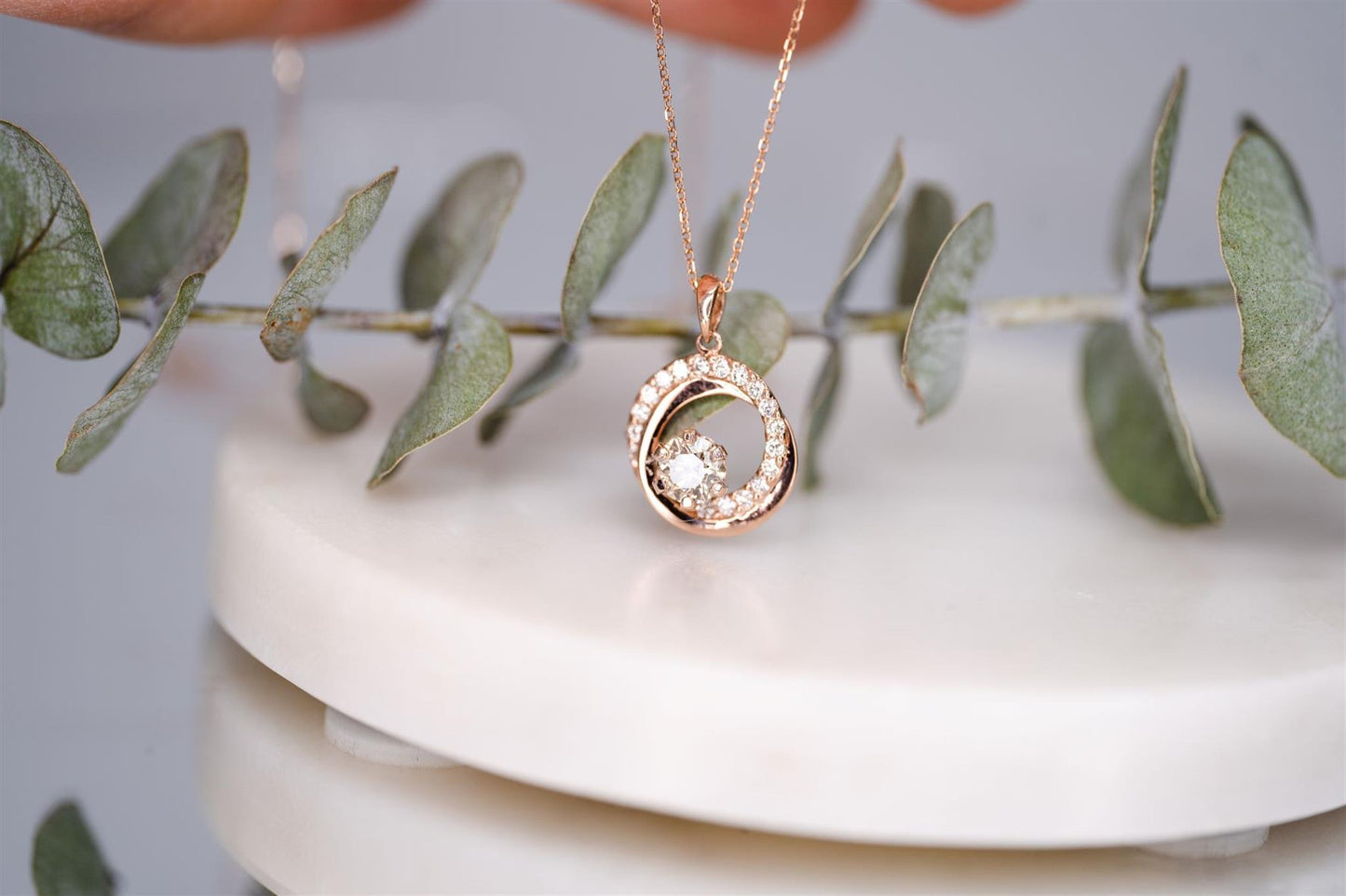 14K Rose Gold Diamond Interlaced Circle Necklace