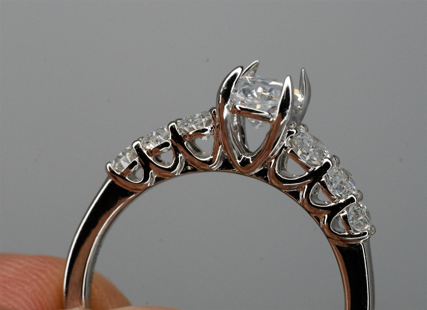 14k White Gold Diamond Ring