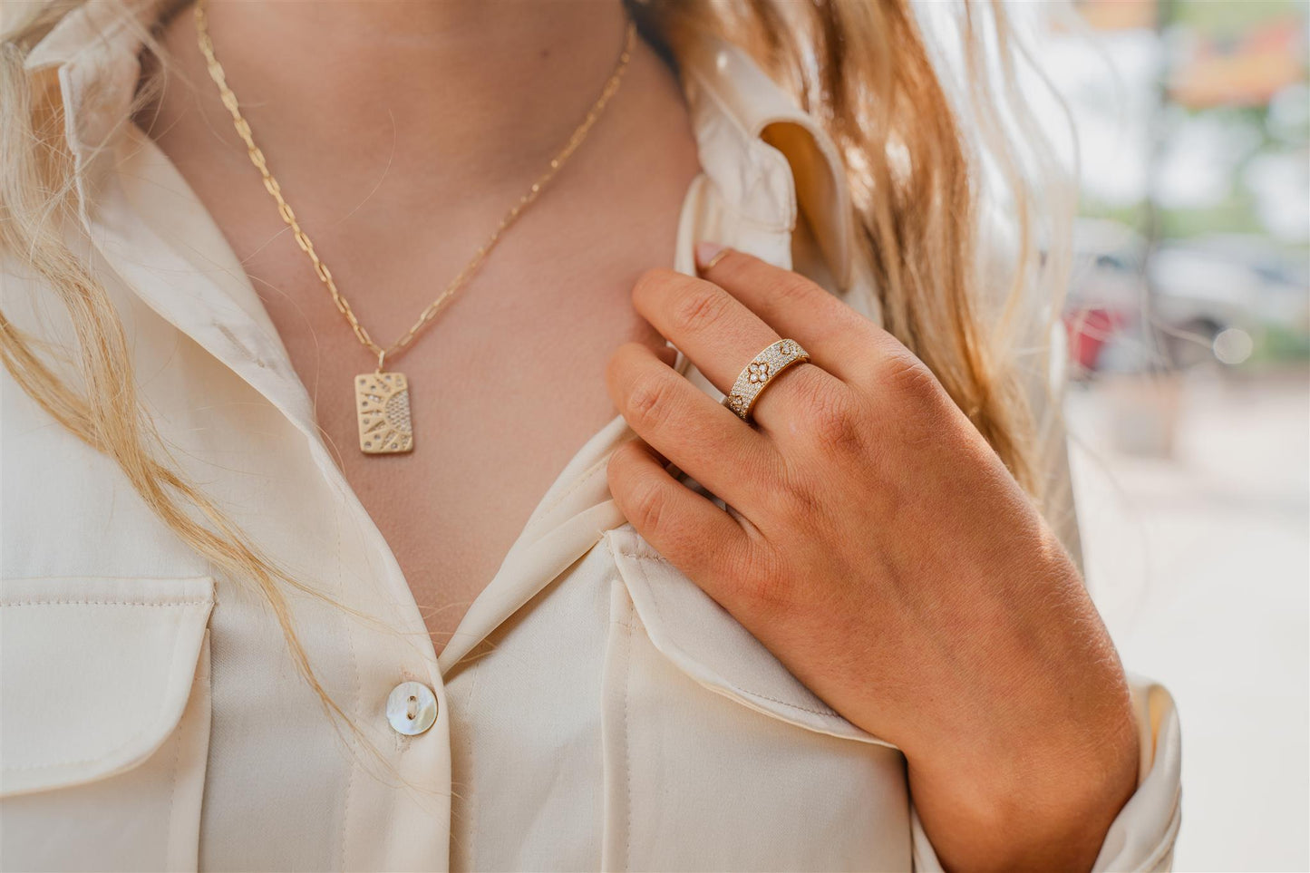 Diamond And Yellow Gold Clover Cutout Ring